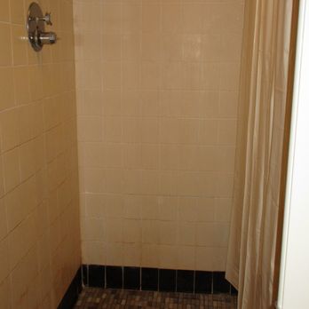 Juniper Campground - roomy shower stalls - no rubber floor mats ~ wet feet - Campgrounds Near Me - Ririe, Idaho Juniper Campground - roomy shower stalls - no rubber floor mats ~ wet feet - Campgrounds Near Me - Ririe, Idaho