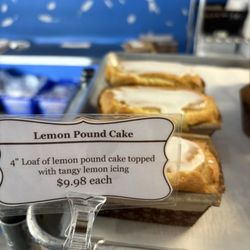 Starry Lane Bakery - Lemon pound cake