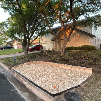Grandps Landscaping - Front Yard Retaining Wall & Landscape Renovation in Heritage Hills, Austin - Landscaping Near Me Grandps Landscaping - Front Yard Retaining Wall & Landscape Renovation in Heritage Hills, Austin - Landscaping Near Me