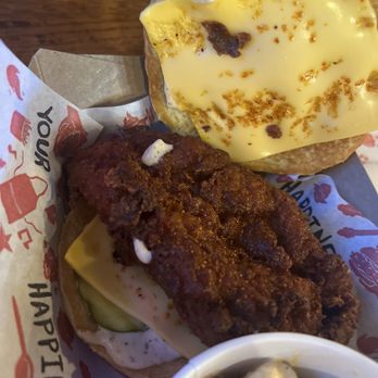 Fry the Coop - Elmhurst - OG CHX & CHEESE - American Near Me - Elmhurst, Illinois