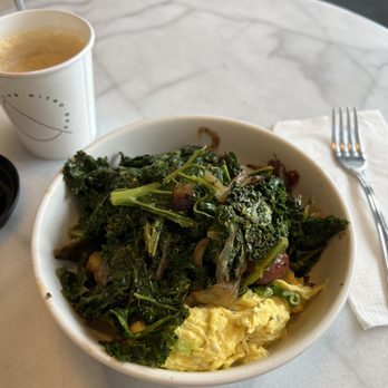 The Nitro Bar - Breakfast bowl - Coffee & Tea Near Me - Newport, Rhode Island The Nitro Bar - Breakfast bowl - Coffee & Tea Near Me - Newport, Rhode Island