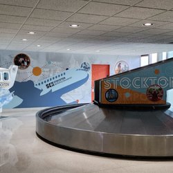 Stockton Metropolitan Airport - Baggage claim