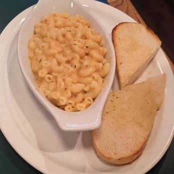 King Henry's Arms - Kid's Mac and cheese, look how big it is! - Pubs Near Me - Richmond Hill, Ontario King Henry's Arms - Kid's Mac and cheese, look how big it is! - Pubs Near Me - Richmond Hill, Ontario
