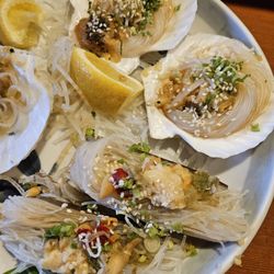 Steamed Scallops, Razor Clam in garlic sauce, Maifun rice noodles nest by Chef Lawrence