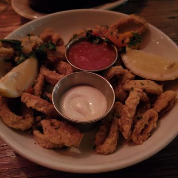 Ainslie - Fried Calamari - Beer Gardens Near Me - Brooklyn, New York