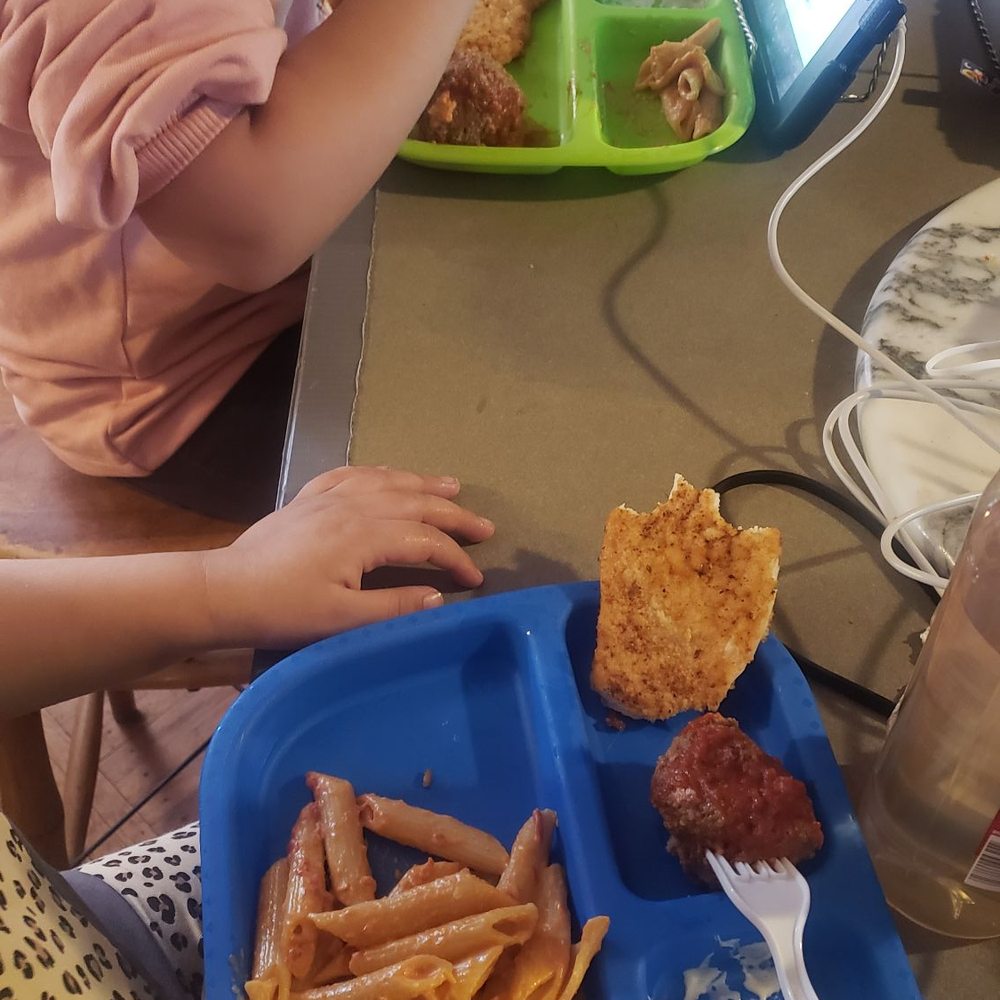 Tony's Beechhurst Deli - My kid's plates. They love it - Delis Near Me - Whitestone, New York