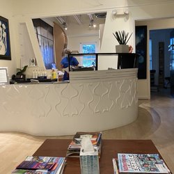 Metropolitan Plastic Surgery - Saeed Marefat MD - Front desk in Falls Church