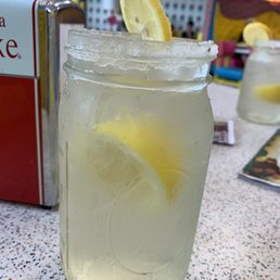 Fresh squeezed lemonade Fresh squeezed lemonade