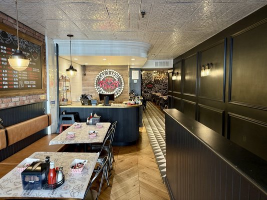 Cap't Loui - Cajun Seafood Boil by null