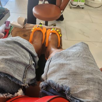 V Nail Lounge - Nail Salons Near Me - Florissant, Missouri V Nail Lounge - Nail Salons Near Me - Florissant, Missouri