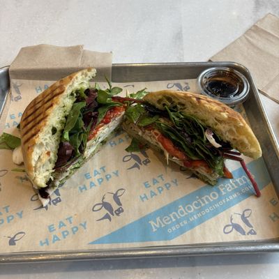 Mendocino Farms by null