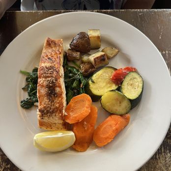 Quattro Gatti - Roasted Salmon (GF) - Italian Near Me - Austin, Texas Quattro Gatti - Roasted Salmon (GF) - Italian Near Me - Austin, Texas
