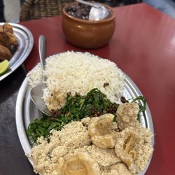 Bar do Mineiro - Feijoada sides and bowl