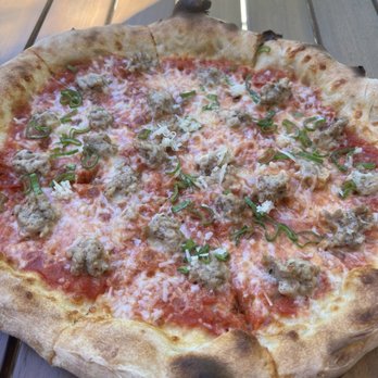 Wickson Restaurant - First time to have pizza with spring onion. - Tapas/Small Plates Near Me - Philo, California