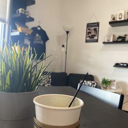 Colorado River Valley Roasters - Lounge area