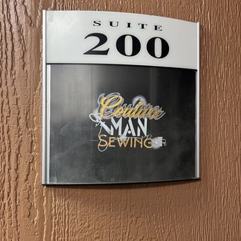 Couture Man - Couture Man Office - Costumes Near Me Couture Man - Couture Man Office - Costumes Near Me