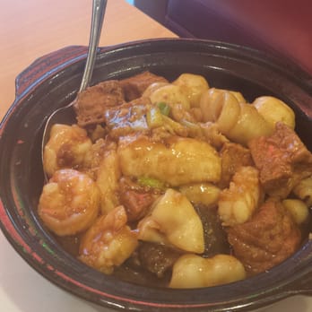 May Mei Restaurant - Mixed Seafood w/ Bean Curd Hot Pot - Chinese Near Me - Arcadia, California May Mei Restaurant - Mixed Seafood w/ Bean Curd Hot Pot - Chinese Near Me - Arcadia, California