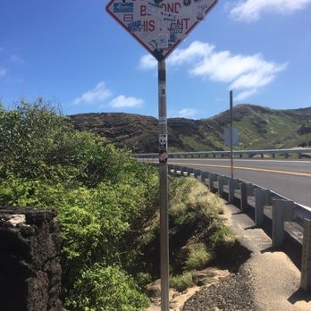 Halona Beach Cove - Walk down at this sign to get to the cove - Beaches Near Me - Honolulu, Hawaii