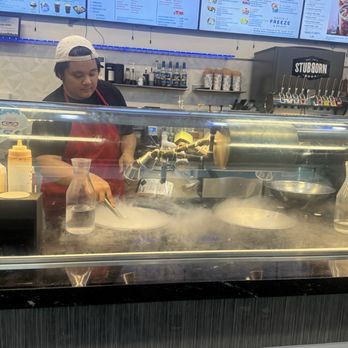 Sub Zero Creamery - Making your ice cream creation - Ice Cream & Frozen Yogurt Near Me - Simi Valley, California Sub Zero Creamery - Making your ice cream creation - Ice Cream & Frozen Yogurt Near Me - Simi Valley, California