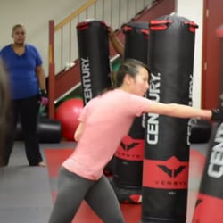 Hip + Fit Kickboxing