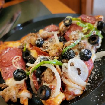 Round Table Pizza - The works pizza - Pizza Near Me - El Cajon, California Round Table Pizza - The works pizza - Pizza Near Me - El Cajon, California