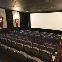 B&B Theatres Fulton Cinema 8