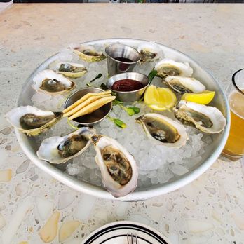 Perla Raw Bar - Seafood Near Me - Wilmington, North Carolina