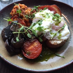 Town Tonic - Big hot breakfast