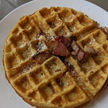 The Yellow Bee - Breakfast & Brunch Near Me - Hinesville, Georgia