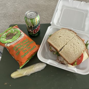 Harts Deli - Delis Near Me - South Daytona, Florida