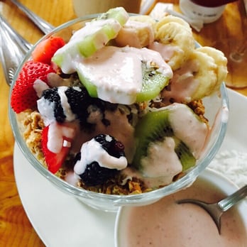 Fig Tree Cafe - Oats with fruit and yogurt! - Sandwiches Near Me - Pacific Beach, California Fig Tree Cafe - Oats with fruit and yogurt! - Sandwiches Near Me - Pacific Beach, California