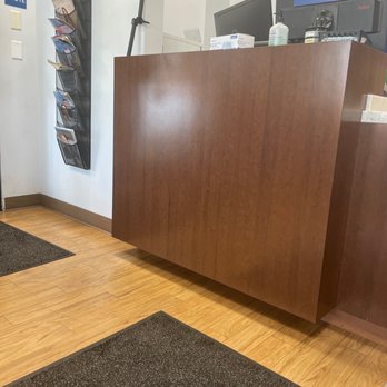 Concentra Urgent Care - Entrance - Urgent Care Near Me - Sacramento, California