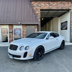 Dentless Touch Chicago - Bentley in for dent repair