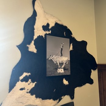 Crazy Cow Cafe - Cute decor - American Near Me - Beaver, Utah