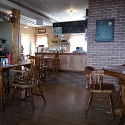 Myrtle and Rosie's Cafe - 9 o'clock