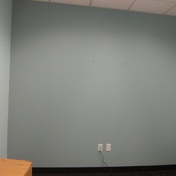 Renaissance Rooms Wallpapering - Before installation - Wallpapering Near Me