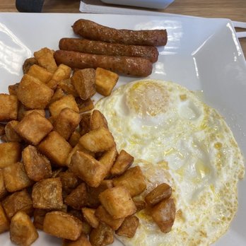 Eggcellent Cafe - Eggs over easy, sausage and potatoes - Diners Near Me - East Peoria, Illinois