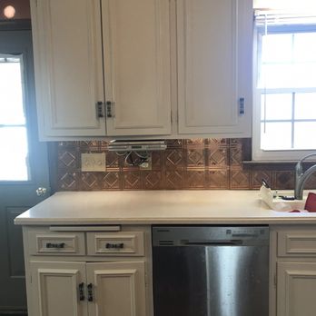 Harris Painting - After Pic of off white Kitchen Cabinets - Painters Near Me Harris Painting - After Pic of off white Kitchen Cabinets - Painters Near Me