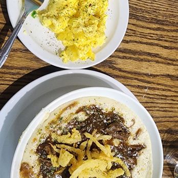 The Waffle Lounge - Short rib grips and scrambled eggs - Breakfast & Brunch Near Me - Chicago, Illinois The Waffle Lounge - Short rib grips and scrambled eggs - Breakfast & Brunch Near Me - Chicago, Illinois