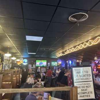 Matt's Bar - Burgers Near Me - Minneapolis, Minnesota Matt's Bar - Burgers Near Me - Minneapolis, Minnesota