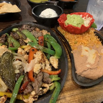 L & J Cafe - Combination Fajitas - Mexican Near Me - El Paso, Texas L & J Cafe - Combination Fajitas - Mexican Near Me - El Paso, Texas