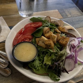 The Raven Social - Side house salad with Vidala vinegarette - New American Near Me - Cadillac, Michigan The Raven Social - Side house salad with Vidala vinegarette - New American Near Me - Cadillac, Michigan