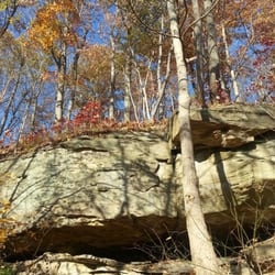 Core Arboretum - Sandstone cliffs