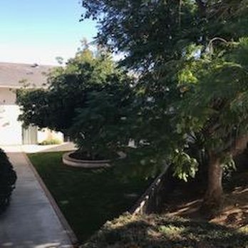Madison Grove Post Acute - Our lovely Patio area for residents and families. - Physical Therapy Near Me - Redlands, California Madison Grove Post Acute - Our lovely Patio area for residents and families. - Physical Therapy Near Me - Redlands, California