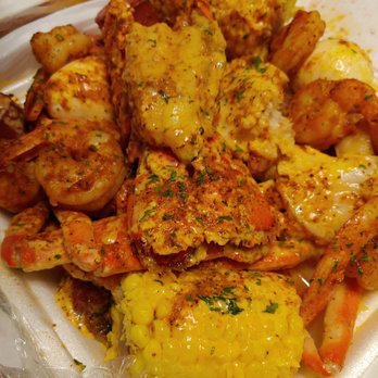 L&E Fine Cooking - Lobster boil - only one tail - Cajun/Creole Near Me - Delray Beach, Florida