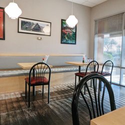 Sushi Zona - Seating