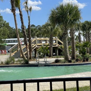 Splash RV Resort & Waterpark - Bridge going over the lazy river - Campgrounds Near Me - Milton, Florida Splash RV Resort & Waterpark - Bridge going over the lazy river - Campgrounds Near Me - Milton, Florida
