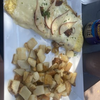 Daily Jam - Breakfast & Brunch Restaurant - Pear omelet - New American Near Me - Tempe, Arizona Daily Jam - Breakfast & Brunch Restaurant - Pear omelet - New American Near Me - Tempe, Arizona