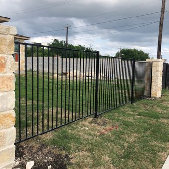 Comal Fence - Iron Fence - Fences & Gates Near Me