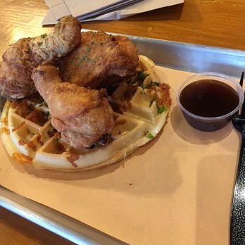 Cluck Clucks - Chicken Shop Near Me - Toronto, Ontario